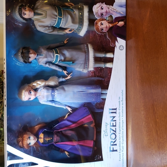 Disney Frozen 2 Forest Expedition  set 4 Figure Dolls  Hasbro Elsa Anna - Picture 1 of 12